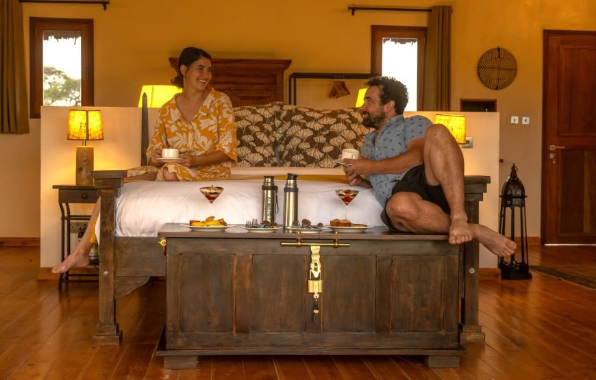 3 DAYS/ 2 NIGHT TAWI FLYING SAFARI PACKAGE