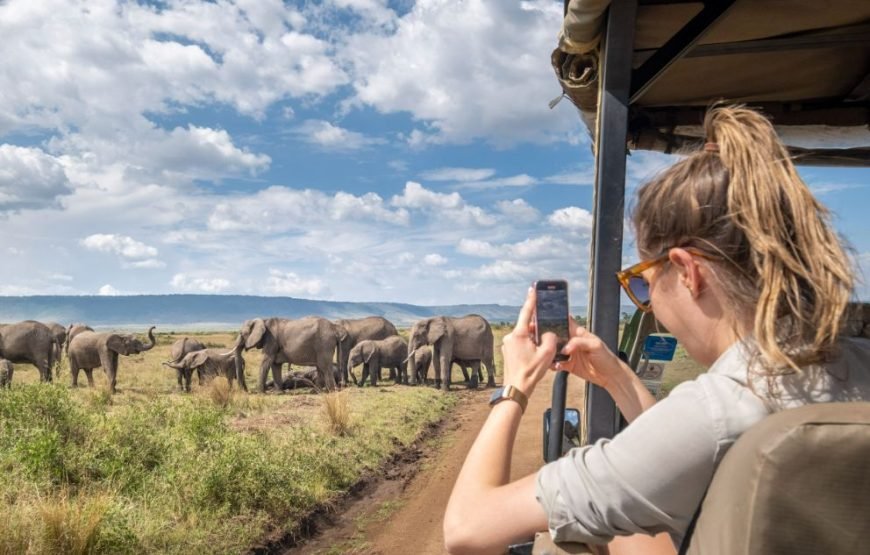 3 DAYS / 2 NIGHTS GOVERNORS CAMP MARA SAFARI FLYING PACKAGE